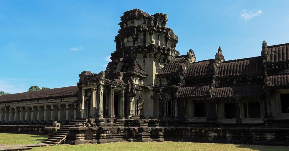 The walls of Angkor Wat